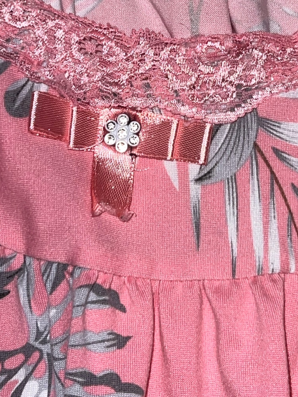 πWomen's Super Soft Pink Hibiscus Loungewear Lace Trim Pj's size Medium Large - Picture 6 of 9